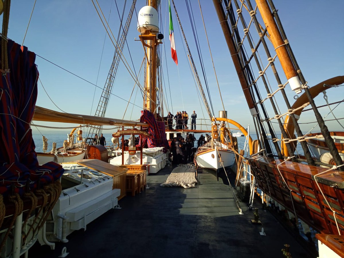 ItalianNavy's tweet image. #navePalinuro, con a bordo gli allievi marescialli del corso Themis, ha fatto ingresso oggi nel porto croato di #Spalato, seconda tappa della Campagna d&apos;Istruzione 2019
#MarinaMilitare #NoiSiamolaMarina #IlTuoFuturoèilMare