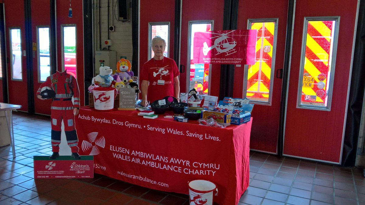 Catrin Hall tweet media