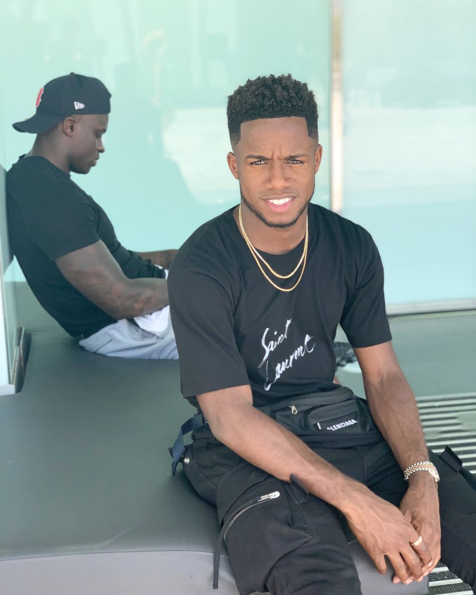RyanSessegnon19's tweet photo. Unpopular Opinion: Sessegnon has more sauce than any other player in the Prem 💉 https://t.co/DD8j8T74HY