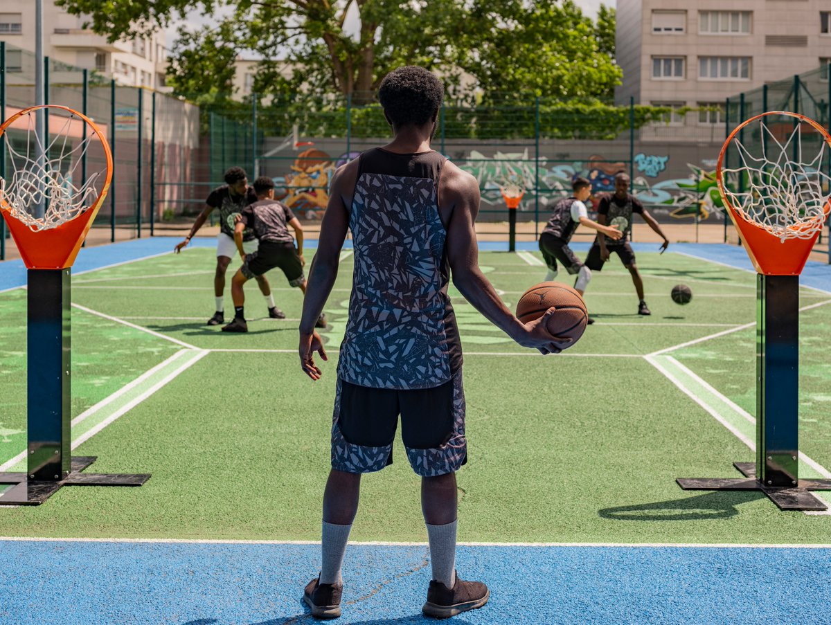 FFRANCESTUNBALL's tweet photo. Le Stunball permet aux jeunes de faire valoir leur compétences et d'être immédiatement reconnu.
La nouvelle saison reprendra en septembre avec l'ouverture de deux clubs à Vitry sur seine (94) et à Antony (92). Rendez-vous sur https://t.co/JCEvMX2UD2 pour plus de renseignements. https://t.co/Qfq0GAgZ86