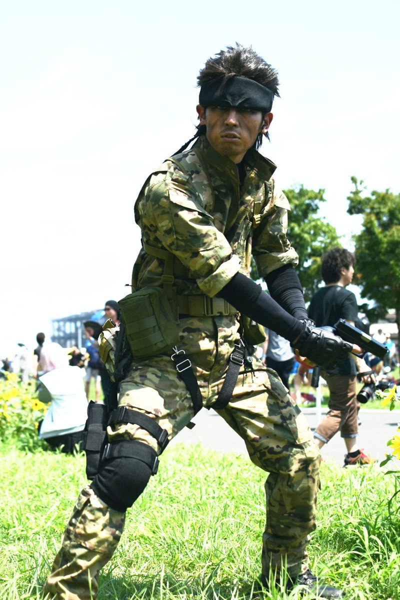 tamafox17's tweet photo. 防災公園で撮っていただいた！

撮影: @cosmera2

#C96コスプレ
#メタルギア
#スネーク https://t.co/B7eYaWE61s