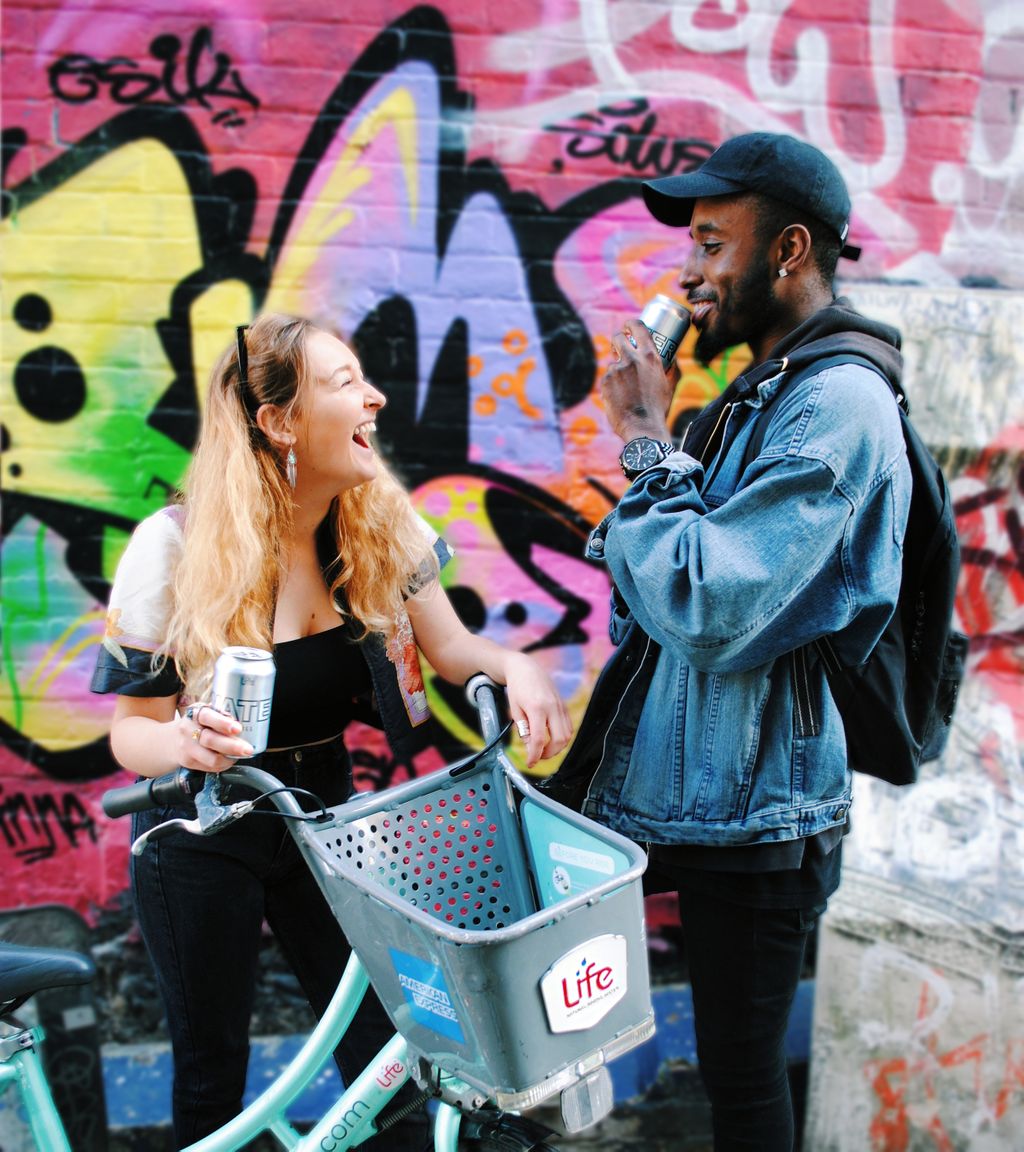 BTNBikeShare's tweet photo. If you ride one of our #BTNBikeShare bikes for 30 minutes or more you can redeem either a free can of @LifeWaterUK or a range of other rewards from leading independent stockists around #Brighton &amp; #Hove. Find out more here ➡ https://t.co/y4mrJxjM70 😄 #RiderRewards #lifesaride https://t.co/szzzRxdCKW