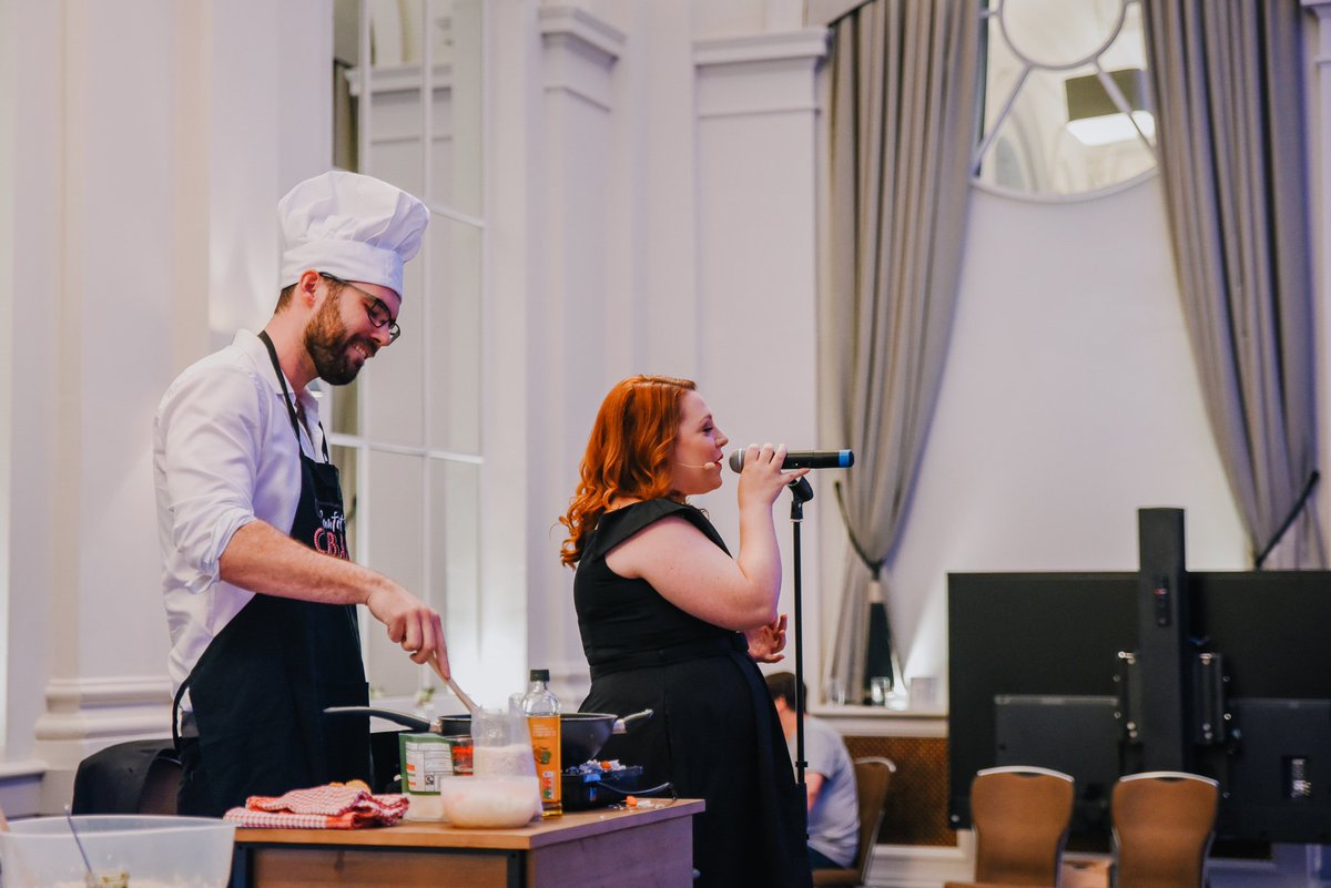 ImaginationWS's tweet photo. Comfort Food Cabaret has had a scrumptious opening week at @edfringe - @MichellesingsAU is only in town for a few days more, however, with just three performances remaining Sunday-Tuesday!

#MakeYourFringe at #ImaginationWorkshop https://t.co/x6wSOaFmjl