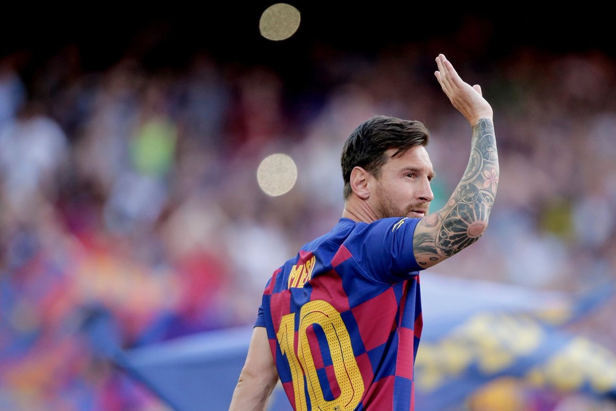 WeAreMessi's tweet photo. 🔁 Rt if you are missing #Messi with @FCBarcelona ⚽️ 

#WeAreMessi https://t.co/tO9GWTKFd2