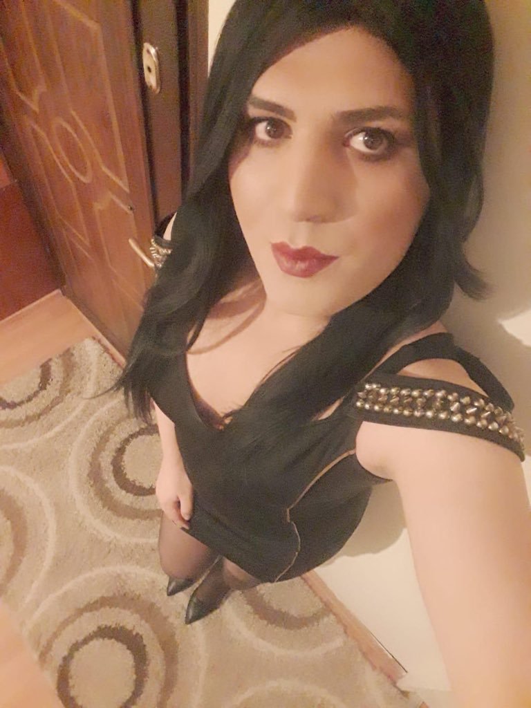 AEsnyurt's tweet photo. ⭐  ESENYURT TRAVESTI ASU⭐

  🌋 0537 492 16 38 #esenyurt 🌋

Beyaz tenli 👰

18 cm aktif &amp; pasif 💪

Duş  ve masaj 💧

Sexin en uçuk  hali 🔥 https://t.co/yt3TFiM1PA