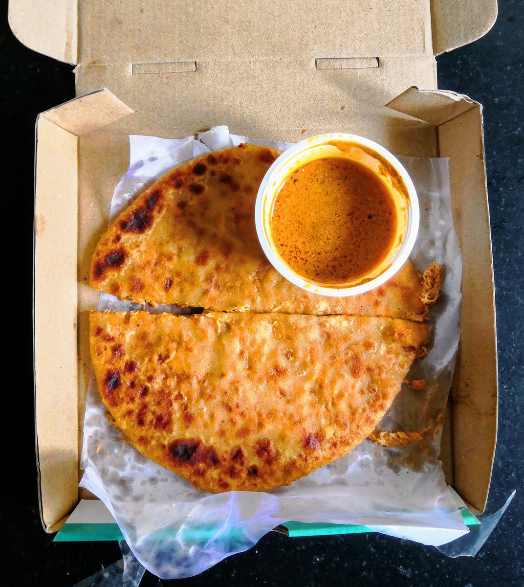laldabba's tweet photo. Butter Chicken Paratha from @OyeKiddan for lunch 😋

#lunch #paratha #butterchicken #weekend #saturday https://t.co/zjFF3ZEpb6