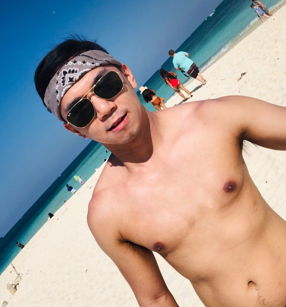 iam_kenito's tweet photo. Naked in πNaked Island π΄π #Siargao π΅π #Siargoals #IslandLife #pinoy #love #beach https://t.co/gDrJ6bLvrs