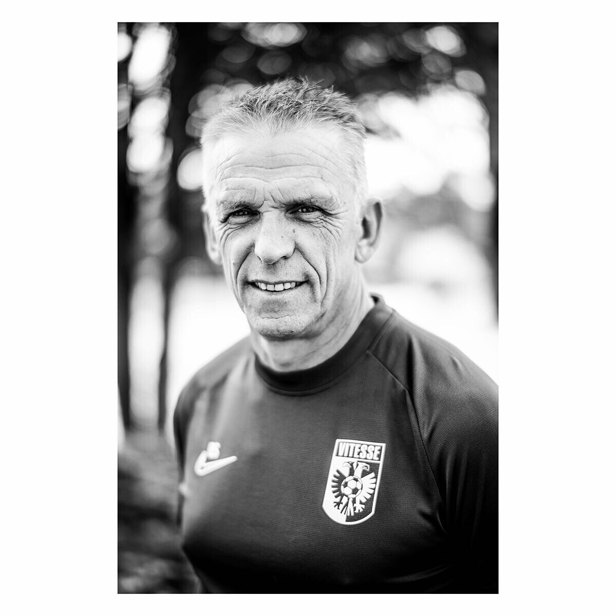 Fotodrent's tweet photo. 3 Portretten van Vitessenaren uit een roemrucht verleden. #vitesse #edwardsturing #fransthijssen @Robertostraal https://t.co/E6vg01f2SK