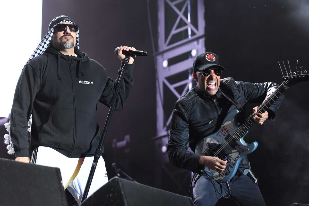 fetedubruit's tweet photo. 🤘Retour en images sur la première journée de cette 11e édition de la #FDBLanderneau > album photo : https://t.co/WRgqC6CLvs
© Clément Colin photographe https://t.co/PgN0XiTHpf