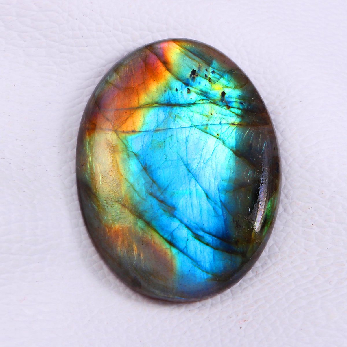 MclintockBrian's tweet photo. Really love this, from the Etsy shop DSKgemsSTUDIO. https://t.co/DDklSYGbER #etsy #supplies #naturallabradorite #labradoritecabochon #wholesalelot #multilabradorite #bluelabradorite #purplelabradorite #labradoritelot #labradoritegemstone https://t.co/kmyDcSgNjC