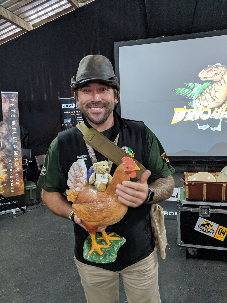 duddersdofe's tweet photo. Hi Ranger Chris... Hi Everybody
@Dino4hireuk 
#dudders #chicken #Noroadscrossed https://t.co/ofZq9hSV9d