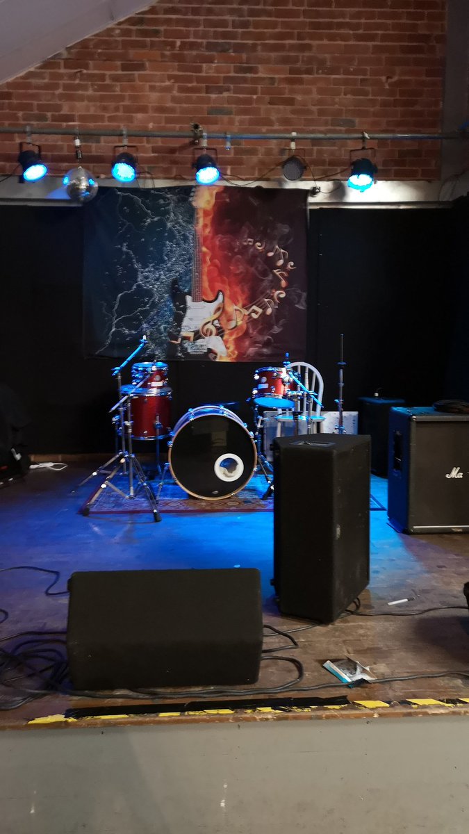 ArcaneEnts's tweet image. Did someone say soundcheck ? Come on down to Eiger studios to see what we're all getting up to ,tickets £10 on the door 3pm start ,we can't wait to see you all here!! #elemental 🤘