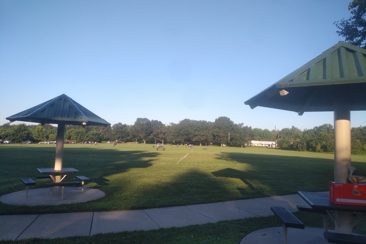 dustweetr's tweet photo. ah.
another mercer county morning.
2003 was the first time I played here (w/ @PikeUltimate
then @mcudl. 
@JonathanTamari was prolly here.
2019 w/ @RawJohnDoeUlti playing again.
what a world.
#KnowEm https://t.co/dtgmUgz887
