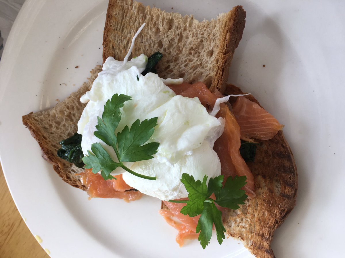 JimmystaffordDJ's tweet photo. Superb spot in #cobh @EllensCobh #food #ireland #tastetheisland #homemade #goviist #Cork https://t.co/iQonb2elPO