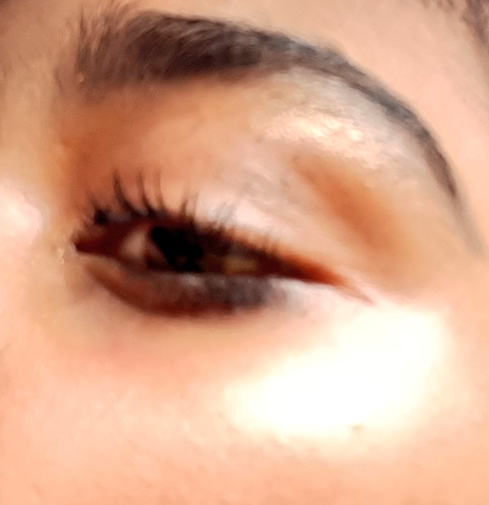UrjaEman's tweet photo. Highlighter goals💯💯💯
Highlighter : @Maybelline #masterchrome
#highlighter #makeupgoals #makeup https://t.co/ox9iLy4qu9
