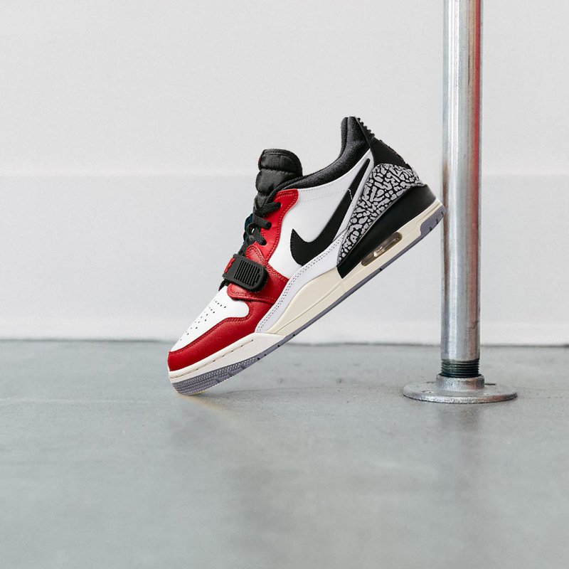 Kicks Deals Canada En Twitter Jordan Brand Puts A Unique Spin On The Classic And Iconic Chicago Aj1 With This New Colourway Of The Low Cut Air Jordan Legacy 312 Low That Can Kicks Deals Canada En Twitter Jordan Brand Puts A Unique Spin On The Classic And Iconic Chicago Aj1 With This New Colourway Of The Low Cut Air Jordan Legacy 312 Low That Can
