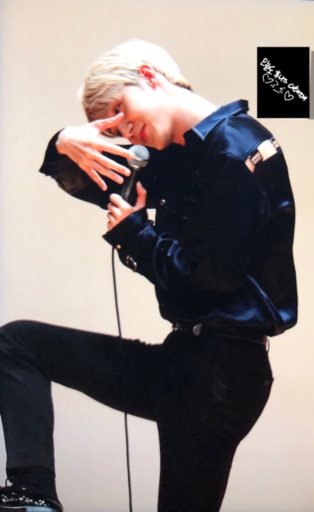 190810 프리뷰 #크나큰 #KNK #김지훈 #박서함 #박승준 #지훈짱짱 #서함짱짱 #승준짱짱 #KNK_SS_COLLECTION #SUNSET <a href="/KNKOfficial220/">크나큰(KNK)</a> 

솸이랑 허그하고 팅커벨이랑(?) 허그하는 후니🥰