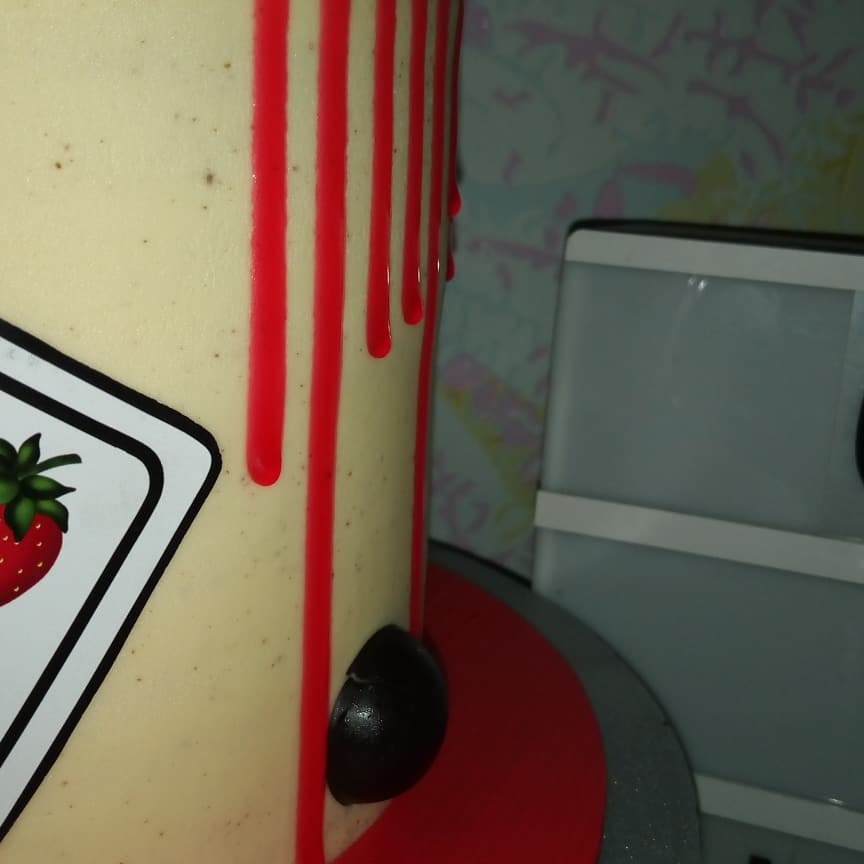 cakesbyruthieee's tweet photo. โจ #SneekPeak๐ โค๏ธ๐ #teamdripgang #strawberrydrip #IjawTwitter #IjawTwitterCommunity https://t.co/8XkyAvNFv0