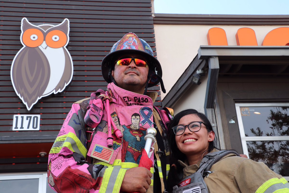ElPasoFireTX's tweet image. This morning, EPFD crews raised their flags up high during the El Paso Strong Memorial Walk! 

We are #ElPasoStrong