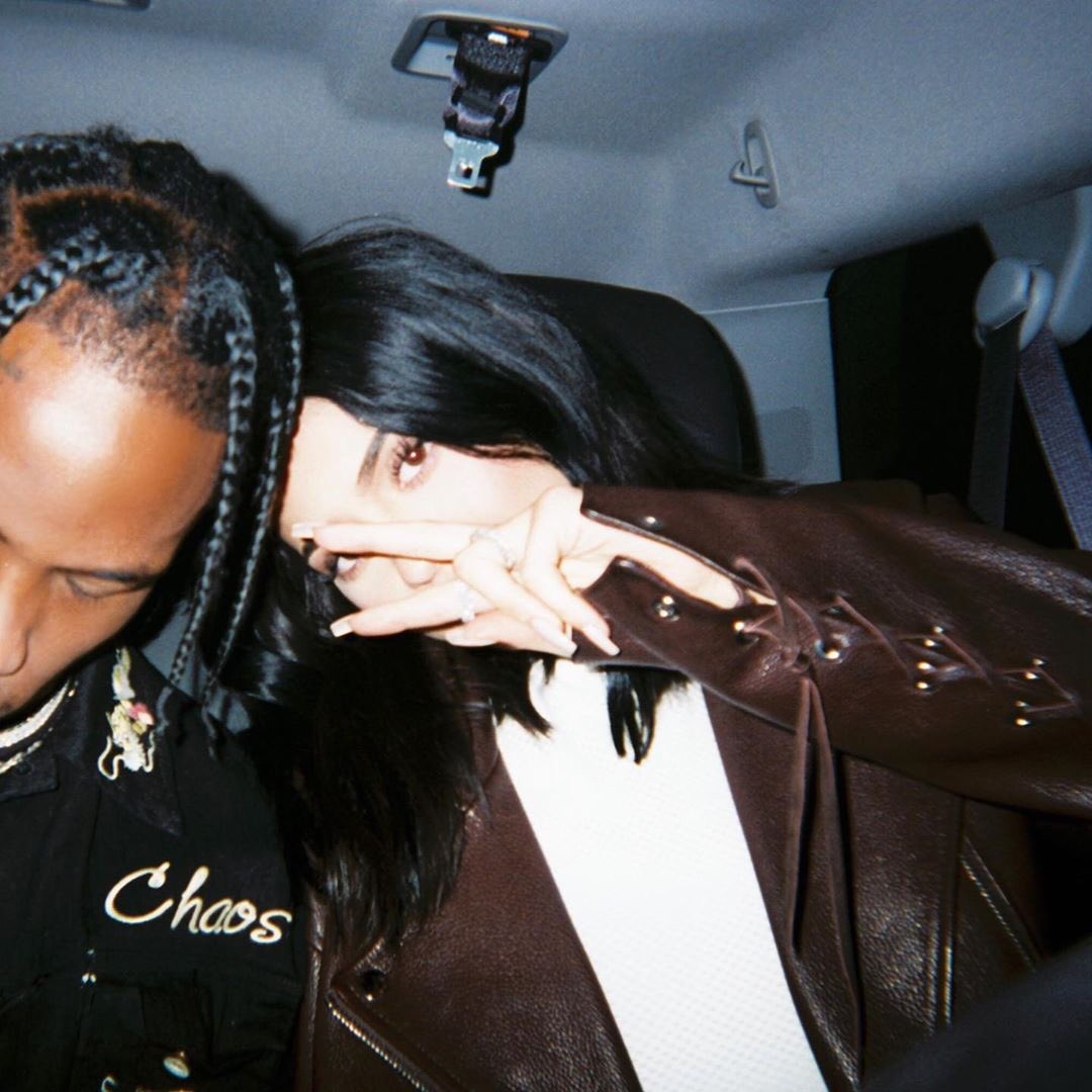 kylieandtravisx's tweet photo. “Happy Bday Wifey everyday I watch u grow more into this amazing superhuman  everyday is the best the day with u here may  God continue shine on you.  Happy fcking Bday love ya !!!” Travis’ bday message for Kylie 🦋 https://t.co/KfZIzdgUcb