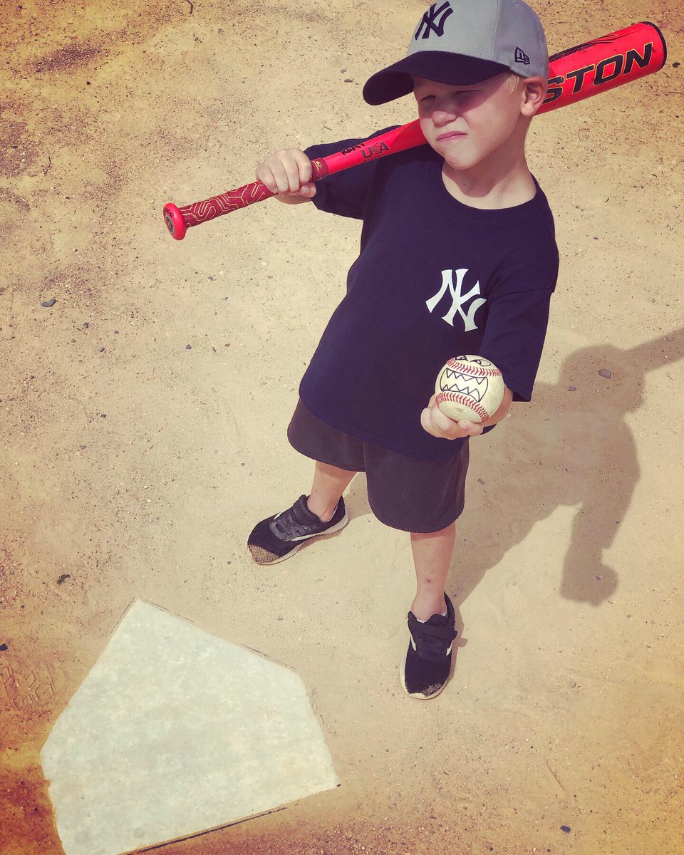 djeverline's tweet photo. @Yankees here is a young one who plans to work his way to the top! @YESNetwork @PaulONeillYES @dcone36 @AaronBoone @AaronHicks31 @TheJudge44 @DJLeMahieu @TorresGleyber @ElGarySanchez @LLVIII40 @DidiG18 @CC_Sabathia @MLBNetwork @Giancarlo818 #NYYvsTOR #NYY #YANKEES https://t.co/ltGvYuvQWB