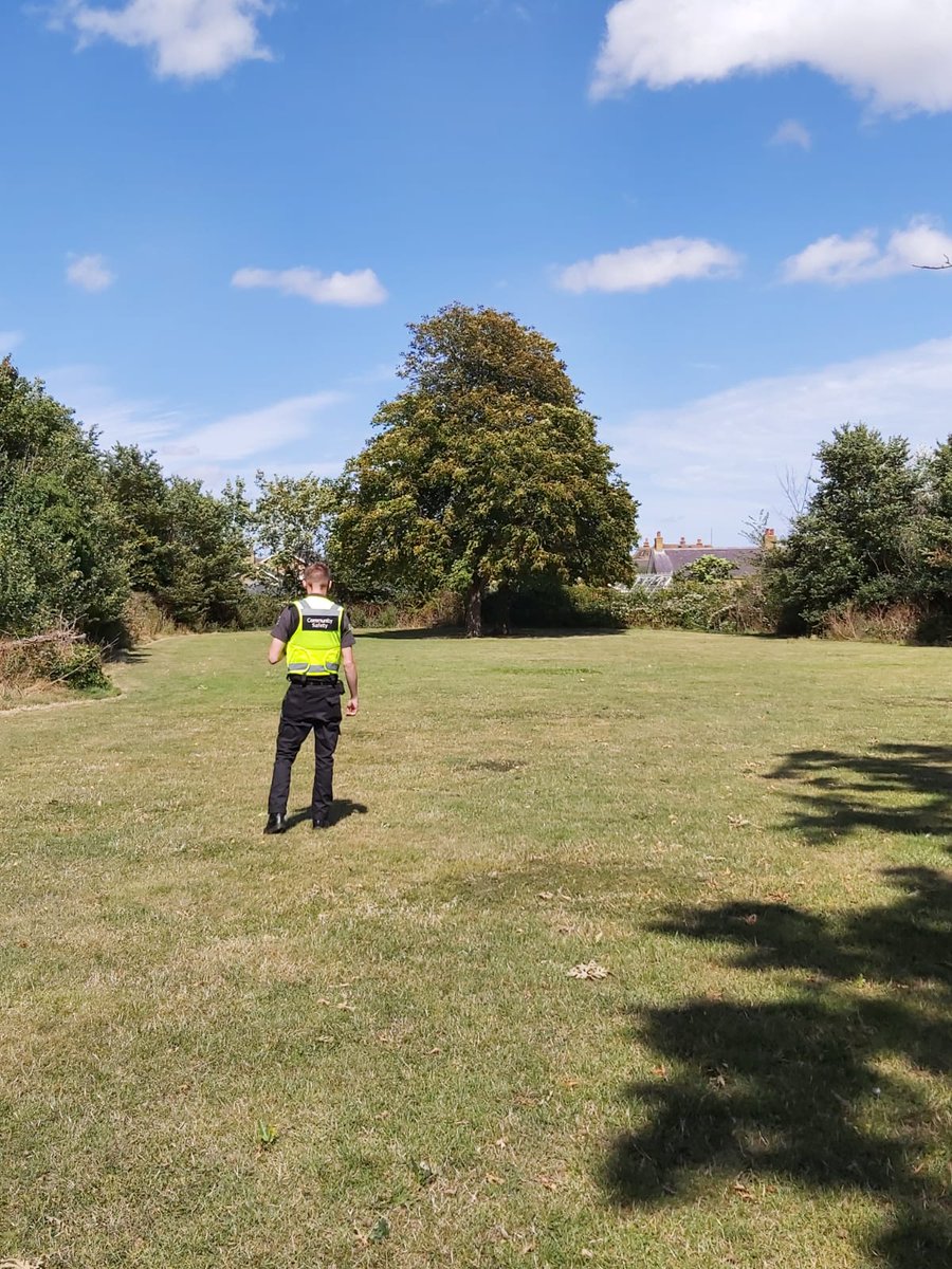 Southend_CSP's tweet photo. Getting our new officer Chris up to speed out in the borough. Our officers patrolled targeted areas of Shoebury and Southchurch yesterday.
#Southend_CSP #SouthendBC #Boroughwide https://t.co/46RIpp57sf