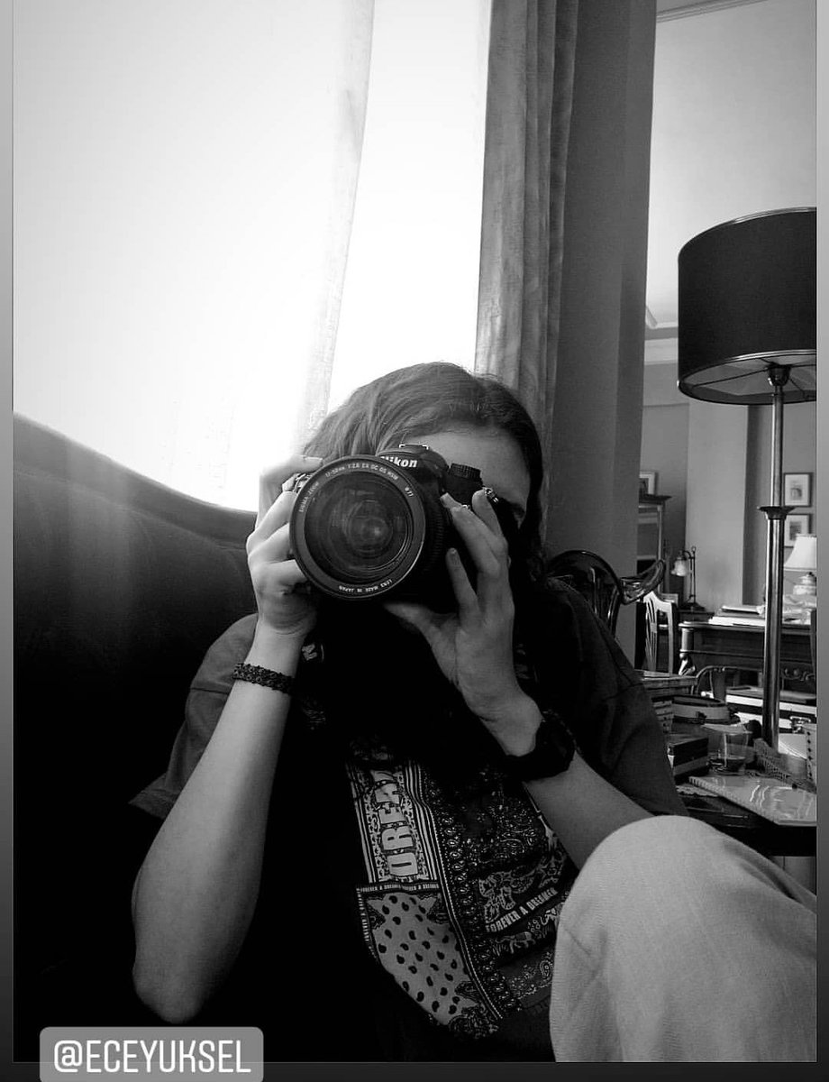 Digan whisky.📷

#EceYuksel #FelizSabado