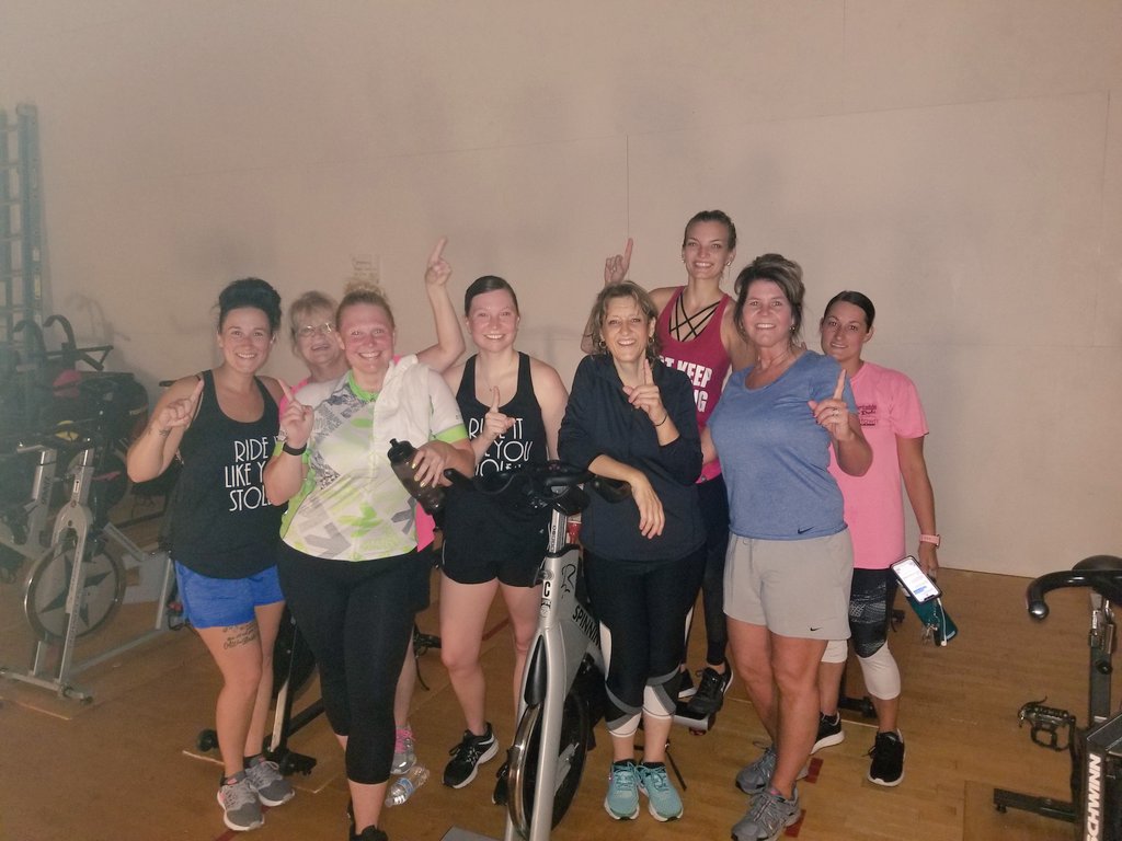 TeMurr23's tweet photo. Two classes, one goal - end c*ncer!!
Over $500 raised! Such an #ACCOMPLISHMENT I love seeing people pull together for a greater cause!! 💪🚲💚
#RideForACure #Pelotonia #OneGoal https://t.co/5DpMk9cAG3