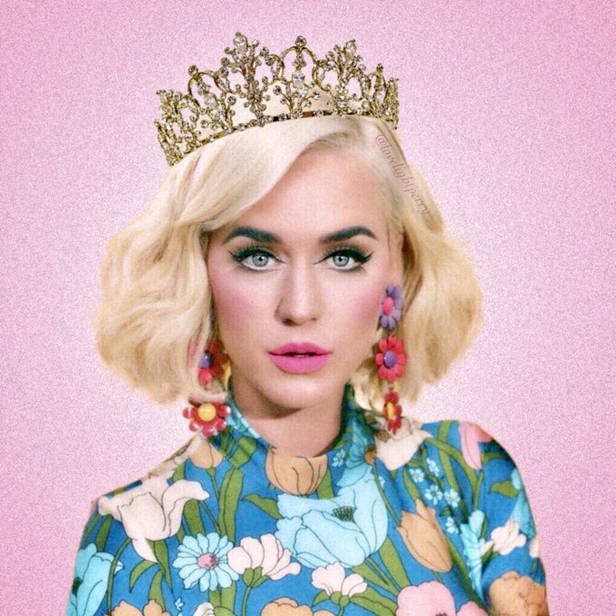 lovelightperry's tweet photo. Teenage Dream x Small Talk
2010 x 2019
@katyperry https://t.co/FKkhVJtFvI