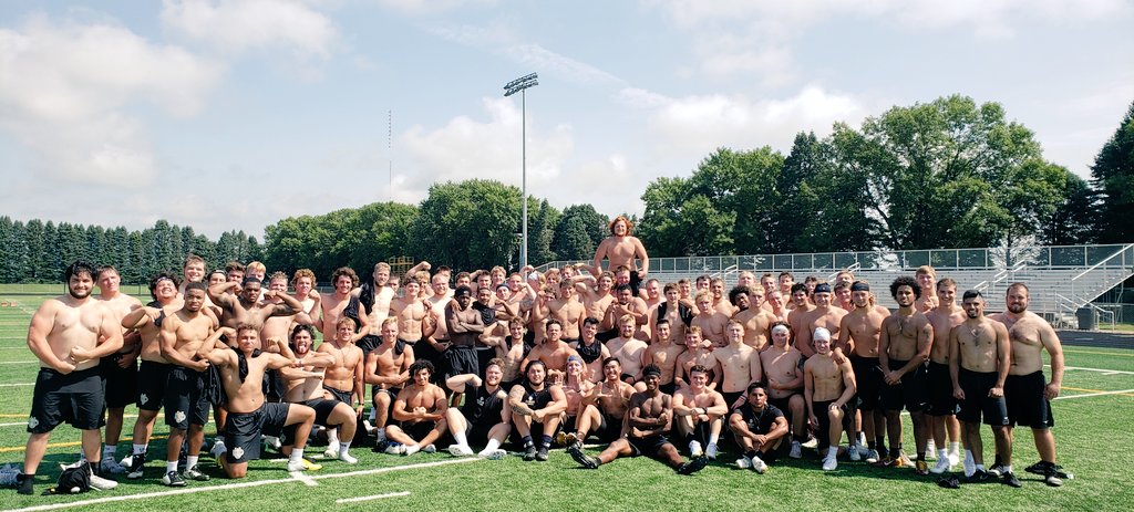 These men passed the conditioning test this morning...and some have energy to spare!

God is with us in training and recovery. 

#StormTheGate 

#IndustryStandard • #DefenderWay