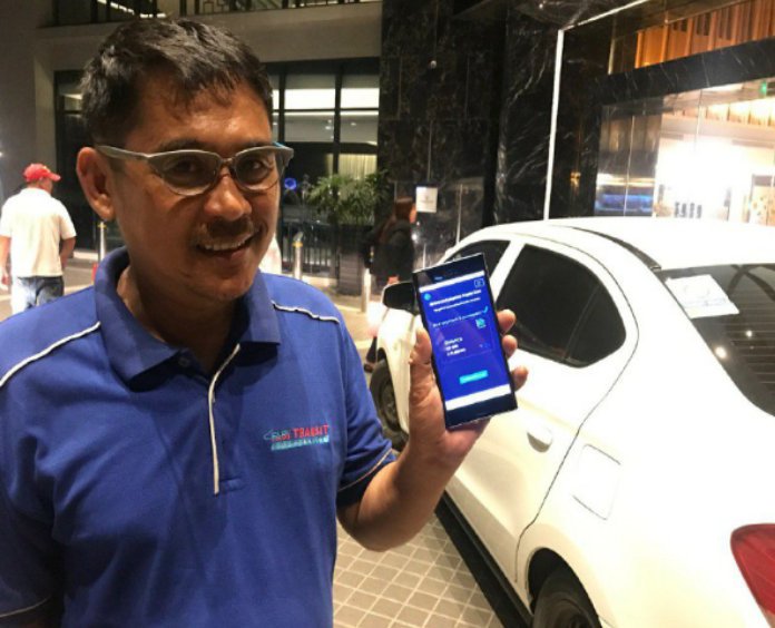 TokenEcom's tweet photo. #EcomWallet helps you manage your financial assets anytime, anywhere.
📲Download your Ecom Wallet app now!
🔸Google Paystore: https://t.co/d105lHaDr4
🔸Ecom App APK File: https://t.co/1FGr7GqJFh
Referral Code: qo0nisuqj6
#Ecomlifestyle #ecomtoken #crypto #ico #ieo #wallet https://t.co/nCb2yJrqdY