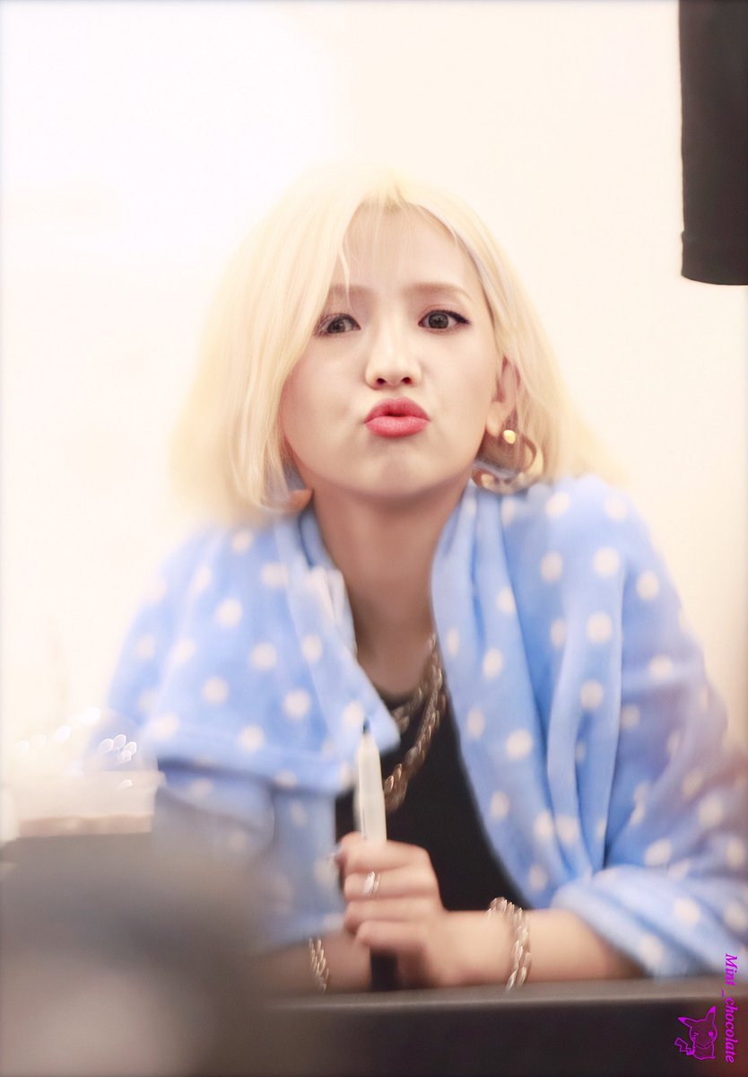 soyeonsarchive's tweet photo. 190720
cr. mint _chocolate https://t.co/WmWV4EMgWb