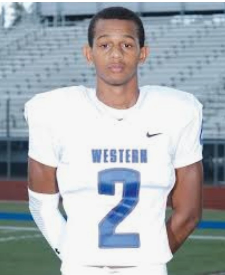 TheChiefGuru's tweet image. I'm so upset with the @MHSAA with ruling that @abdurryaseen is ineligible this year. This sickens me! This young man has worked his but off to be great and you take away his senior year because of "technicalities." #ShameOnYou @Prepstarsvideo @RisingStars6 @TheD_Zone