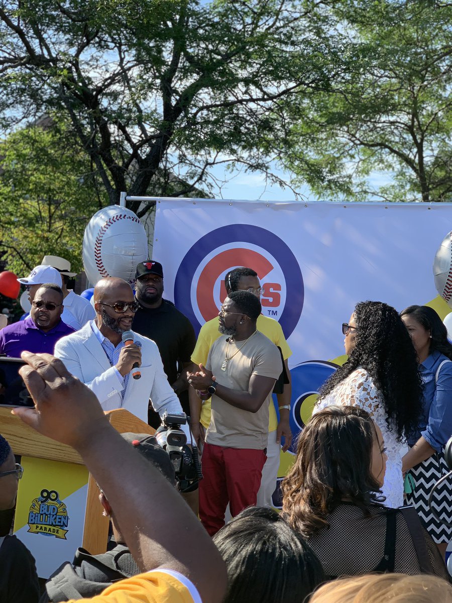 HeatherKitzes's tweet photo. Great morning kicking off the 90th Bud Billiken Parade. #EverybodyIn #BudBilliken2019 #Bud90 https://t.co/CcLOGHszDH