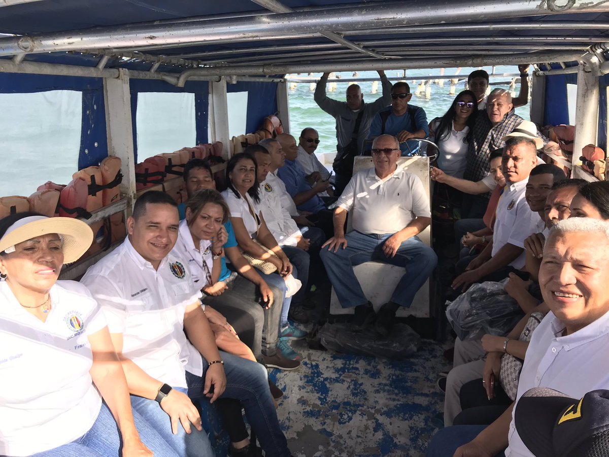 JAD_Charallave's tweet photo. adbernabe "Aquí va el MaelecadVE de ADemocratica que camina y navega para llegar a la isla de Coche. Nadie nos detiene, nuestro amor y pasión por Venezuela hará que logremos regresarle a los ciudadanos la prosperidad que el régimen nos quitó. ¡Vamos … https://t.co/5uorcf0x9q"