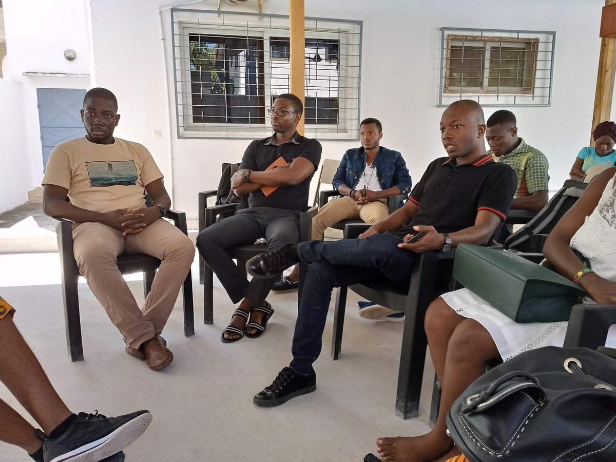 wpcotonou's tweet photo. Images de notre premier meetup #WordPress, Ask me anything avec @sorich87.

Merci aux participants et rendez-vous pour une prochaine rencontre 👏

#WPCotonou https://t.co/JwJ6zScCNZ