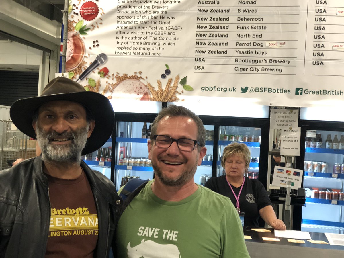 So I go half way around the world to attend the #gbbf2019 instead of #BeervanaNZ and I run in to Tosh at the NZ booth! #NZBeerMafia