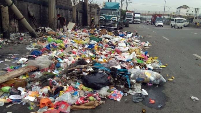 Kvnjuc's tweet photo. Buti pa ang basura napakikinabangan ngunit ang katubigan hindi na
a thread;
#EnvironmentalValueSystem
#NCLC11STEMB https://t.co/9qyrMnGjwX