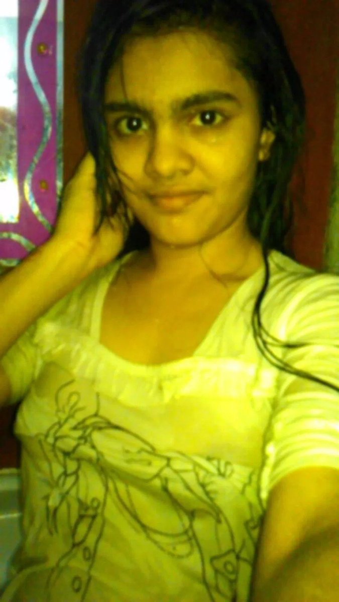 Anithashetty4's tweet photo. Evening sex mood https://t.co/zTJIf8lgap
