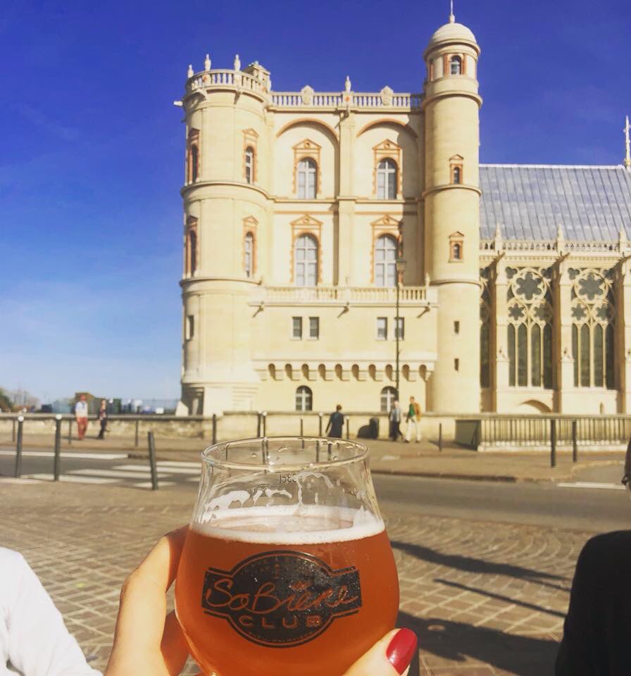 LudivineAnne's tweet photo. .@ELLEfrance ne s’est pas trompée : @so_biere @CAP_SGL @StGermainLaye est bien citée parmi  les « femmes qui réinventent la bière » avec @ClaraWyler @BiereDuchmann @hoppyhoursblog... #entrepreneurs #biere #IleDeFrance #women 🍻
À lire sans modération 😉
👉🏻 https://t.co/WNGuJijMNB https://t.co/PDhVp1jTVI