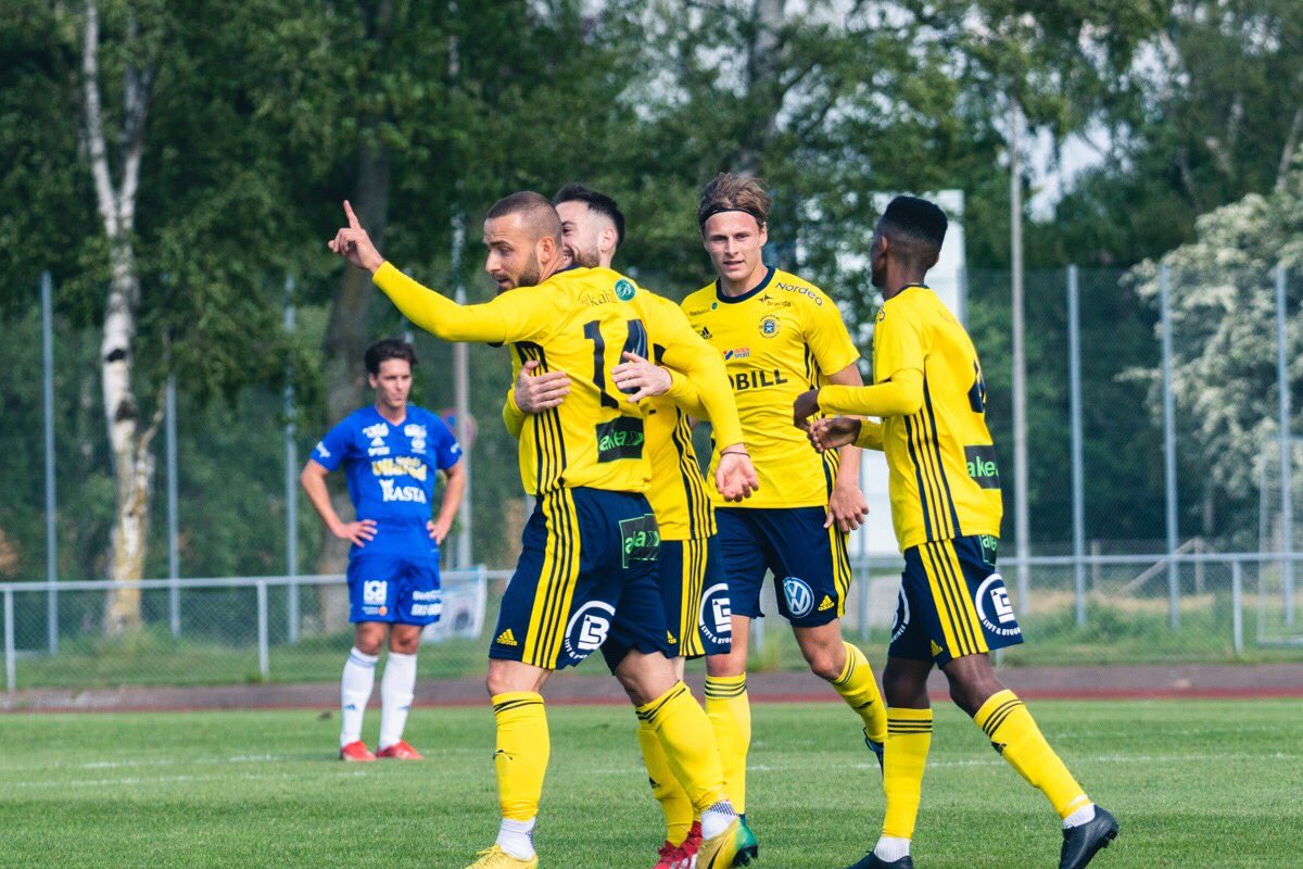 Imorgon väntar äntligen en ny hemmamatch efter två raka bortamatcher, då ÄFF möter BK Olympic. #äff

angelholmsff.se/herr/infor-aff…