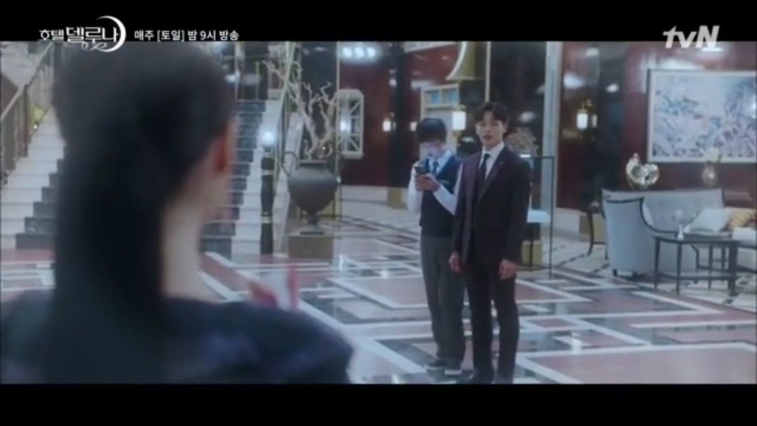 teamkdramas's tweet photo. When you miss someone that you begin to see them everywhere around you...

#HoteldelLuna https://t.co/103TiHozIb