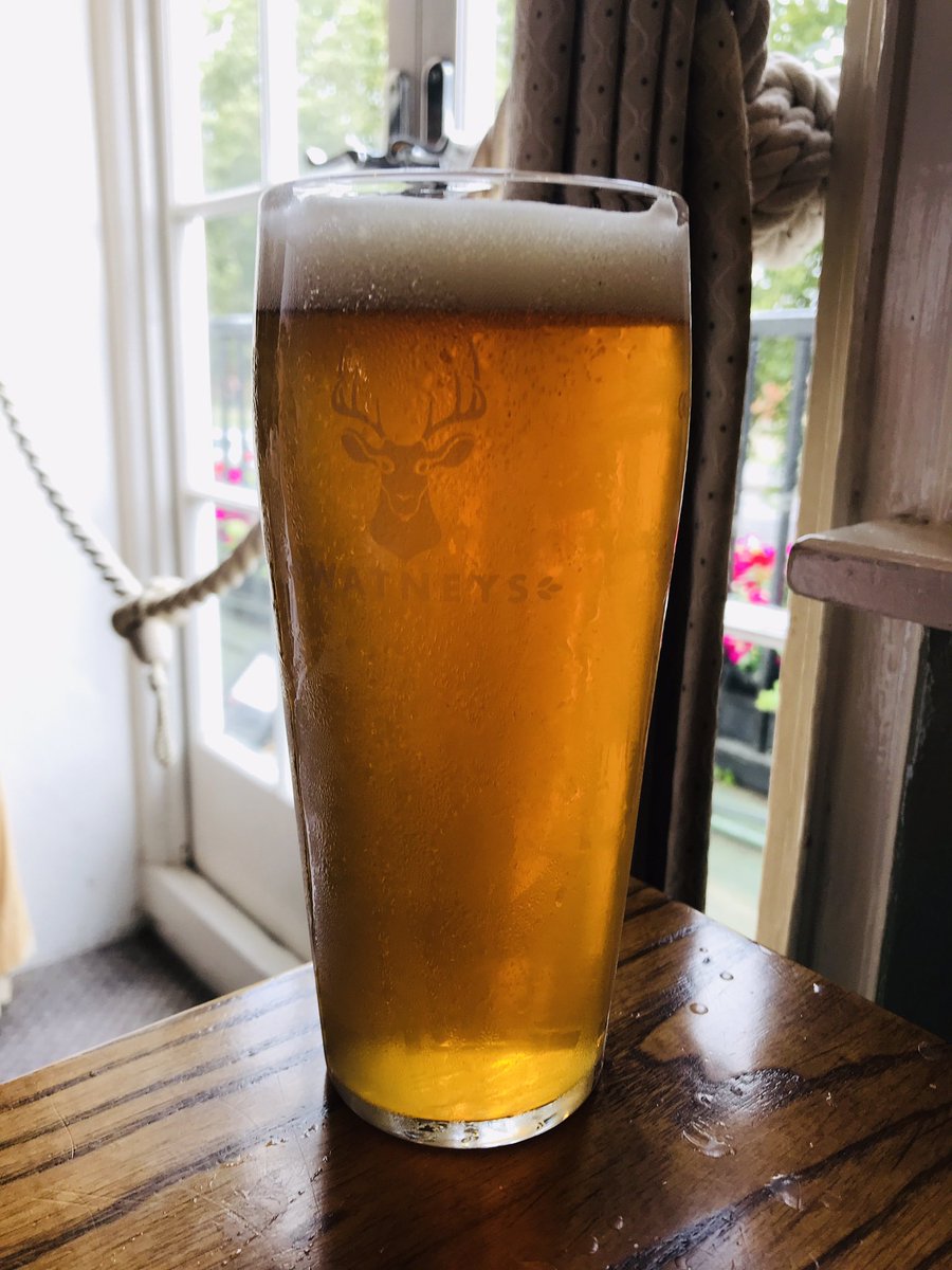 Watneys_Emma's tweet photo. Best pint of Sarcasm @muteswanpub . Now being subjected to my brothers joke repertoire.... going to need another pint 😬  @MatthewGaunt8 @watneysbeer #craftbeer #london https://t.co/1ALChAQJnX