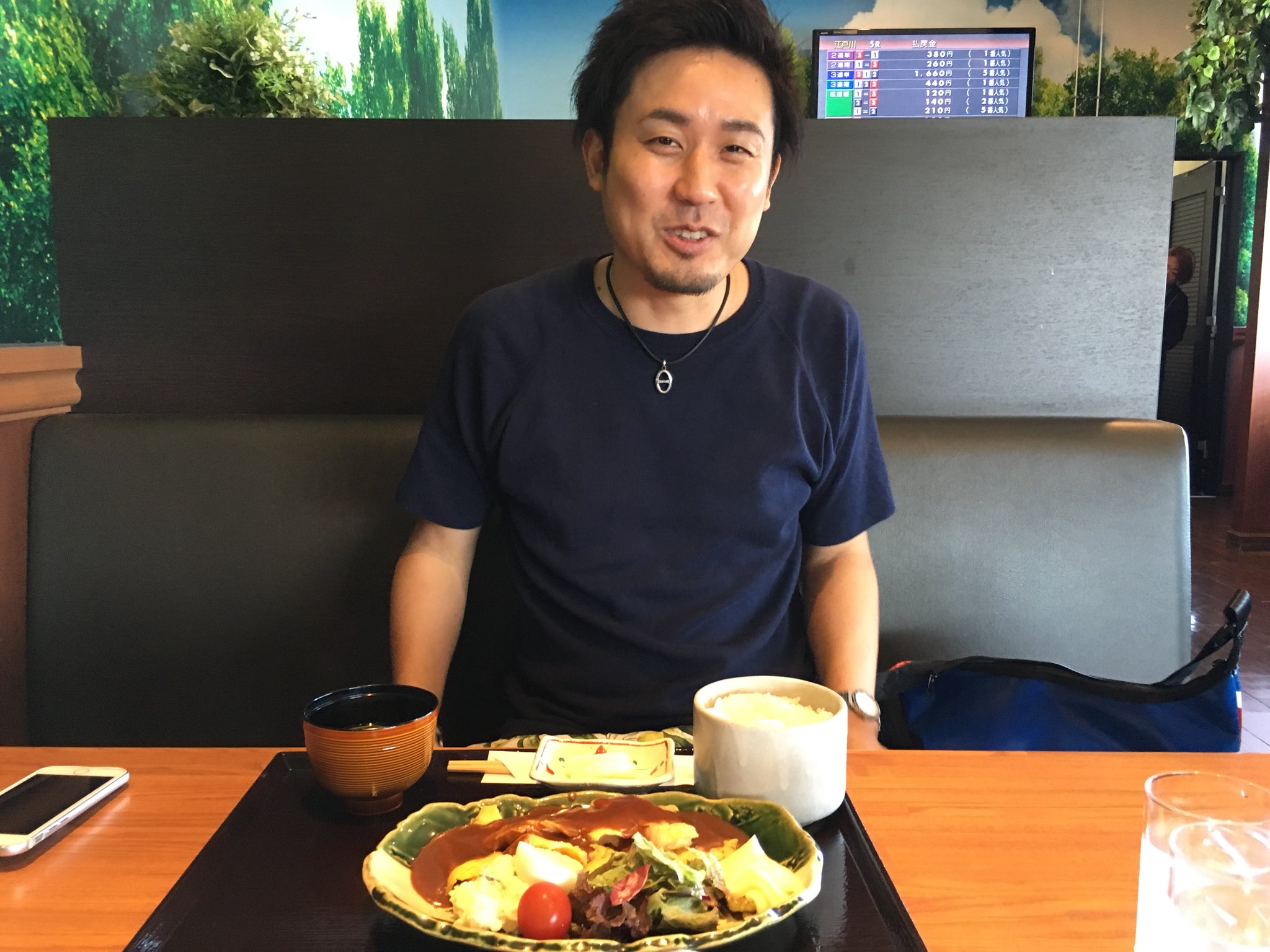 鈴虫君 昨日 マリーさんとごはんを食べるとき メニュー表を見て 鈴虫 ピカタってなに と聞かれました この世でピカタを知らない人はムロツヨシぐらいだと思っていたのですが ういちさんとオモダに聞いたら二人とも知らないって ピカタって洋食屋で