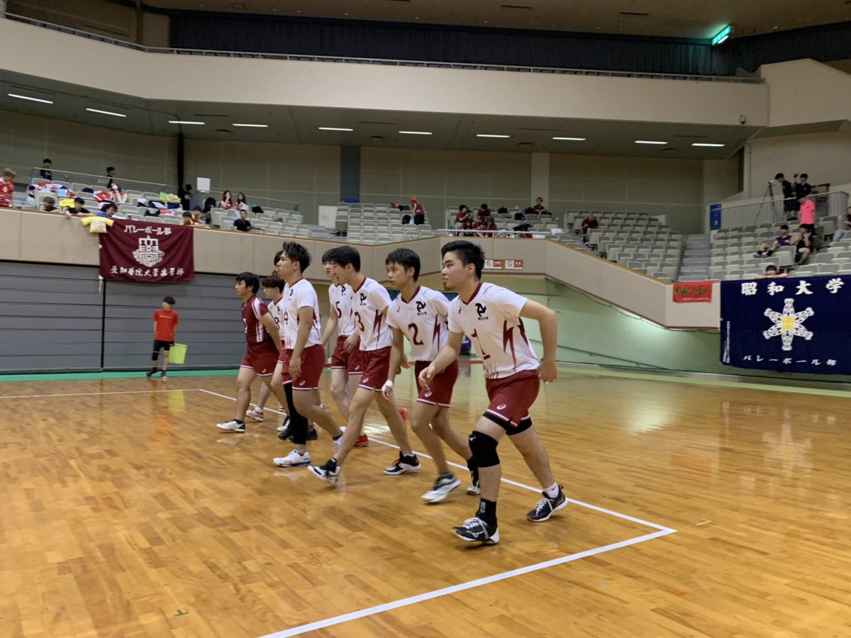 🏐8月5日〜10日🏐
福岡県北九州市にて、デンタルが開催されました！プレーヤーの皆さん、1週間お疲れ様でした😊
結果は「全敗」と、散々たるものでした😭そして、やらないといけないことも山積みの筈です！⛰⛰新チーム体制になっても、頑張っていきましょう！💪💪