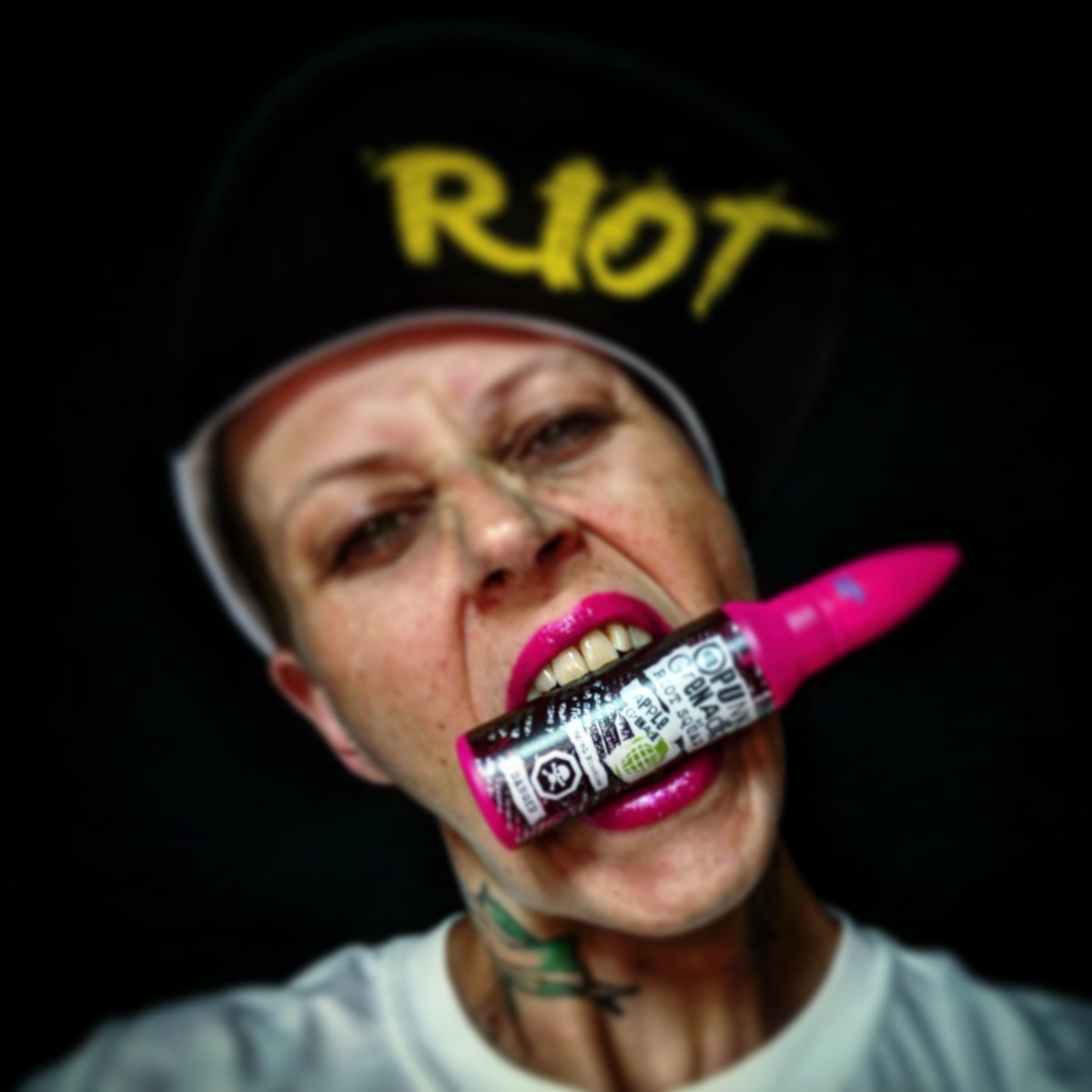 Join the riot! #riotsquadcanada #riotsquadeliquids #RIOT #riotsquad #punkgrenade #applegrenade #vapehooligans #vapeon #vapefam #ontariovapers #canadianvapers