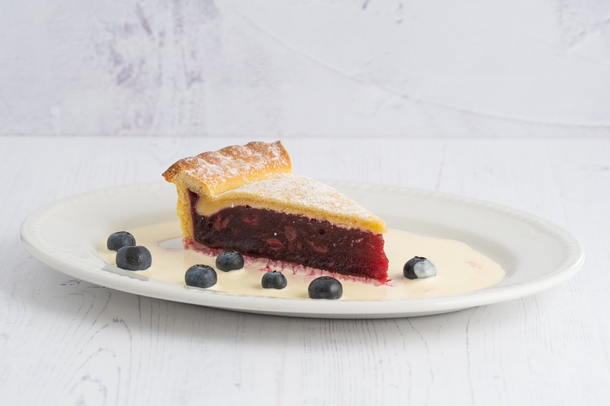 curdandcure's tweet image. With today’s wind &amp;amp; rain it’s feeling very much like pie weather. We stock an extensive range of pies &amp;amp; puddings made locally near Biddenden by Kentish Mayde, a family business who have been making delicious award winning pies &amp;amp; puddings for nearly two decades.

#pieweather