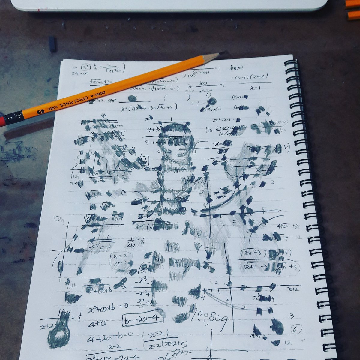 royd_bc_2002's tweet image. 수학의나비 
#illustration  #butterfly 
#mathnote 
#kor #취미 #art 
#낙서