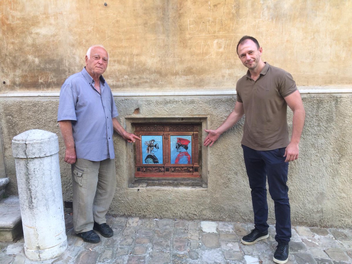 mombarocciocom's tweet photo. 📌 #mombaroccio #streetart #promozione #territorio

Vi informiamo che il noto Street Artist Blub, dopo aver lasciato i suoi caratteristici dipinti a Candelara, è passato nella notte del 09/08/2019 anche a Mombaroccio. https://t.co/y9X2FLchBC