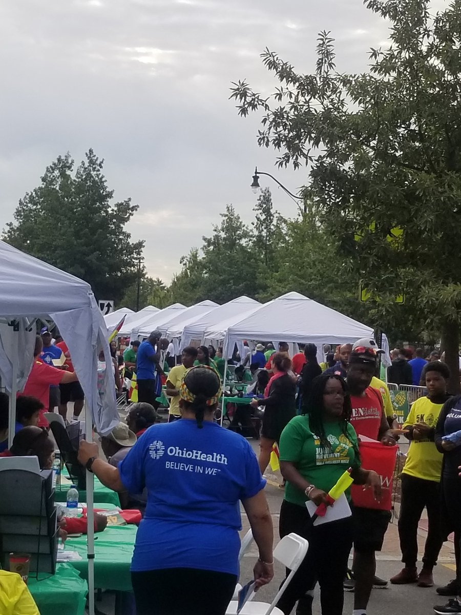 TSNolanPhD's tweet photo. At the #AAWalk, we are screening men and identifying less than ideal CV health. @OhioState, @columbusheart, @FC_PublicHealth, others are making sure they learn strategies to improve their health. @DMGrayMD @joshuajosephmd @OSUWexMed @OSUCCC_James @osunursing https://t.co/9vjjZSw268